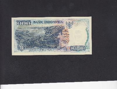 Beschrijving achterzijde: LAKE